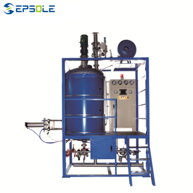 Vertical foaming machine